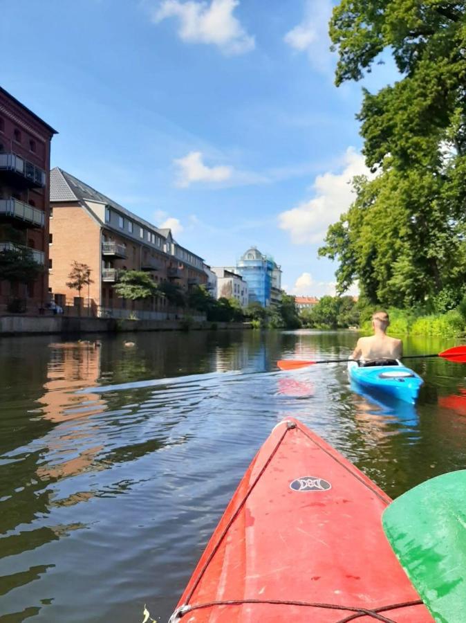 Apartament "Hogulu" Brandenburg, Balkon, Neustadt, Kueche, Wassernaehe - Parkplatz Inklusive Brandenburg  Zewnętrze zdjęcie